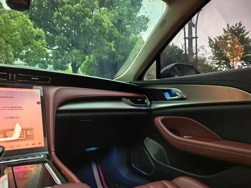 Hongqi H5 2023 1.5T DCT Intelligent Flagship Edition — миниатюра 9