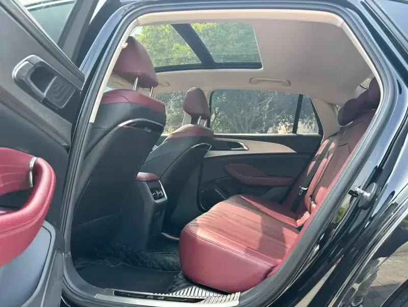 Hongqi H5 2023 2.0T Automatic Intelligent Flagship Edition — миниатюра 14
