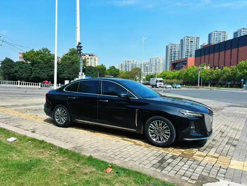 Hongqi H5 2023 2.0T Automatic Intelligent Flagship Edition — миниатюра 3