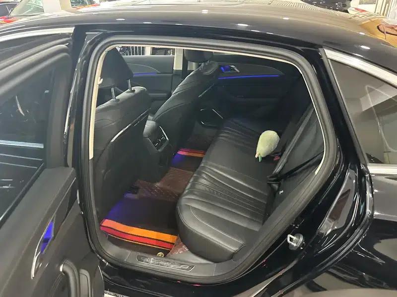 Hongqi H5 2023 2.0T Automatic Intelligent Flagship Edition — миниатюра 13