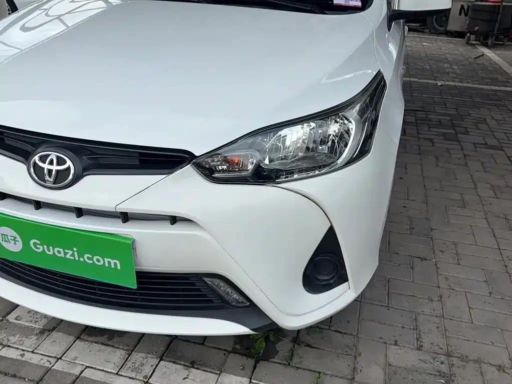YARiS L 2020 1.5L CVT Leading Edition — миниатюра 17
