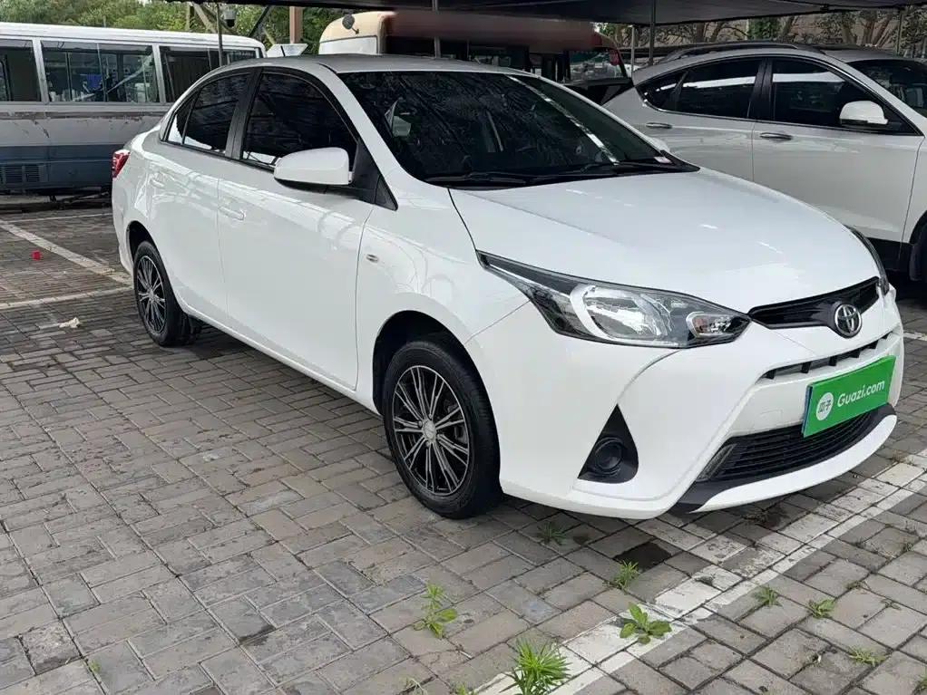 YARiS L 2020 1.5L CVT Leading Edition — миниатюра 23