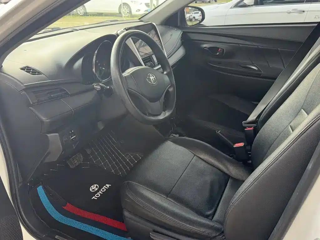YARiS L 2020 1.5L CVT Leading Edition — миниатюра 4