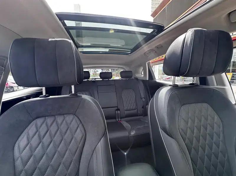 Hongqi HS5 2019 2.0T Intelligent Flagship Edition — миниатюра 17