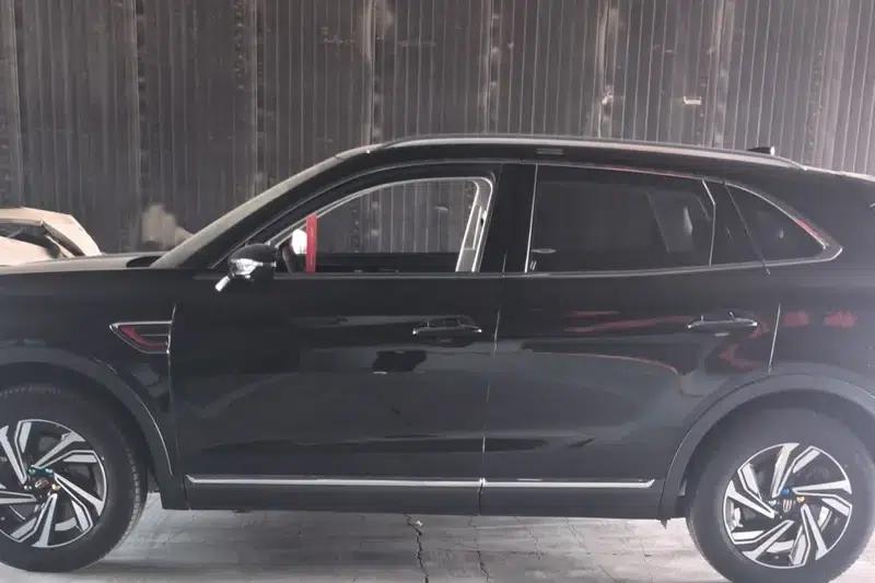 Hongqi HS5 2022 Facelift 2.0T Intelligent Flagship Edition — миниатюра 8