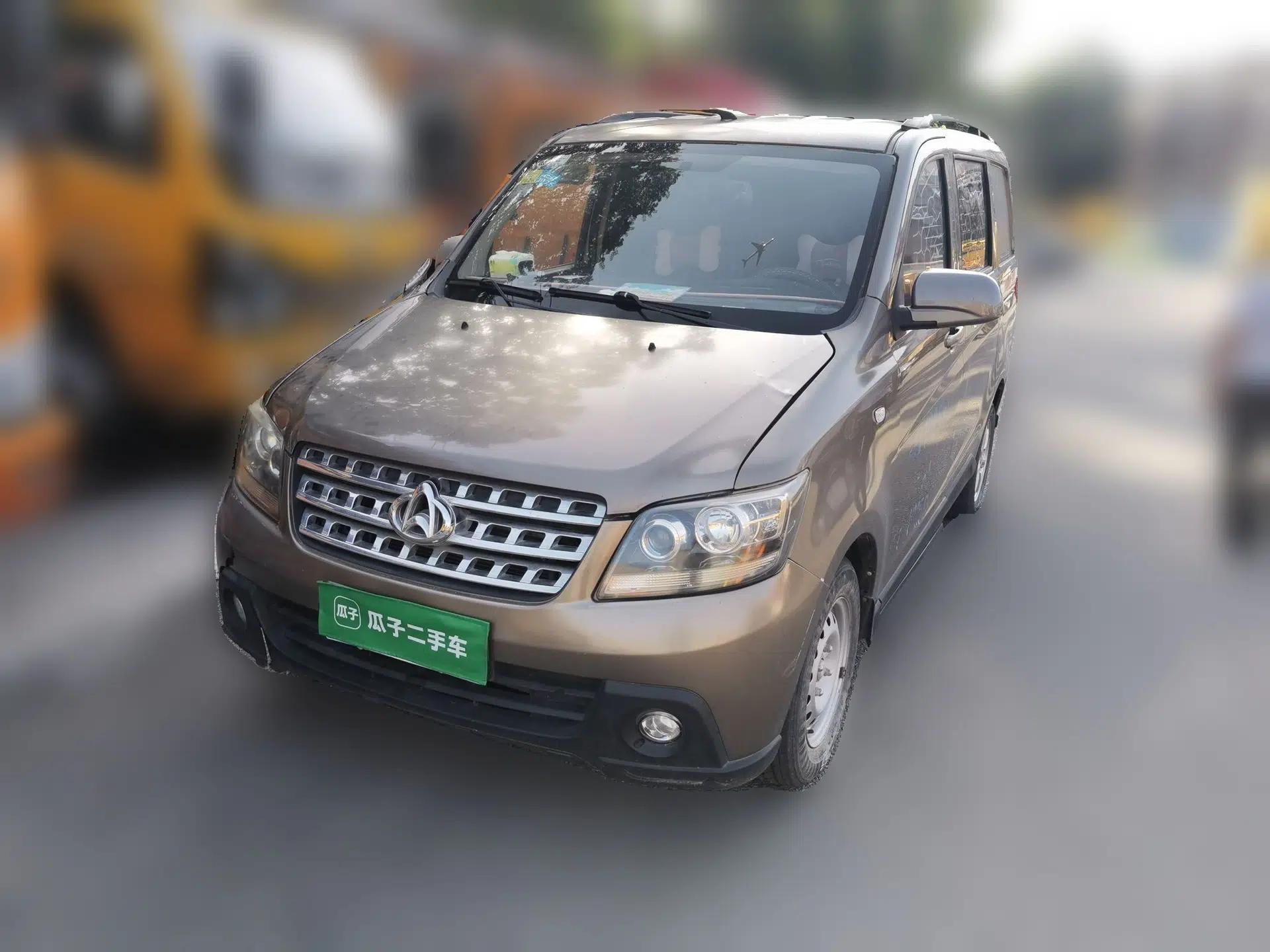 CHANGAN KAICHENG Star 9 2015 Changan Ouno manual 1.5L enclosed cargo van, 2 seats — миниатюра 1
