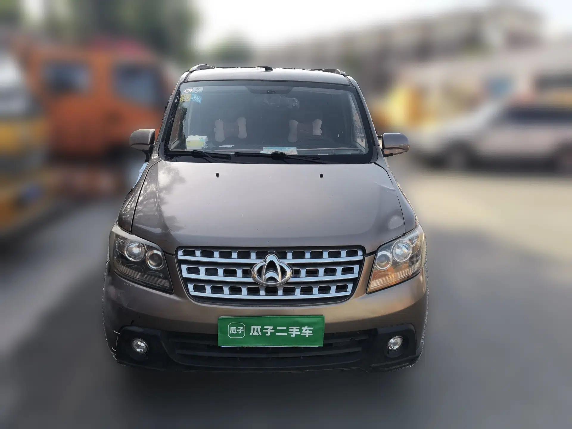 CHANGAN KAICHENG Star 9 2015 Changan Ouno manual 1.5L enclosed cargo van, 2 seats — миниатюра 2