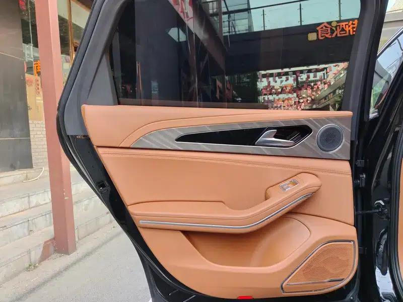 Hongqi H9 2022 2.0T Intelligent Flagship Edition — миниатюра 18
