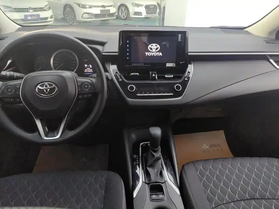 2021 Avalon 2.0L Entry-level Edition — миниатюра 13