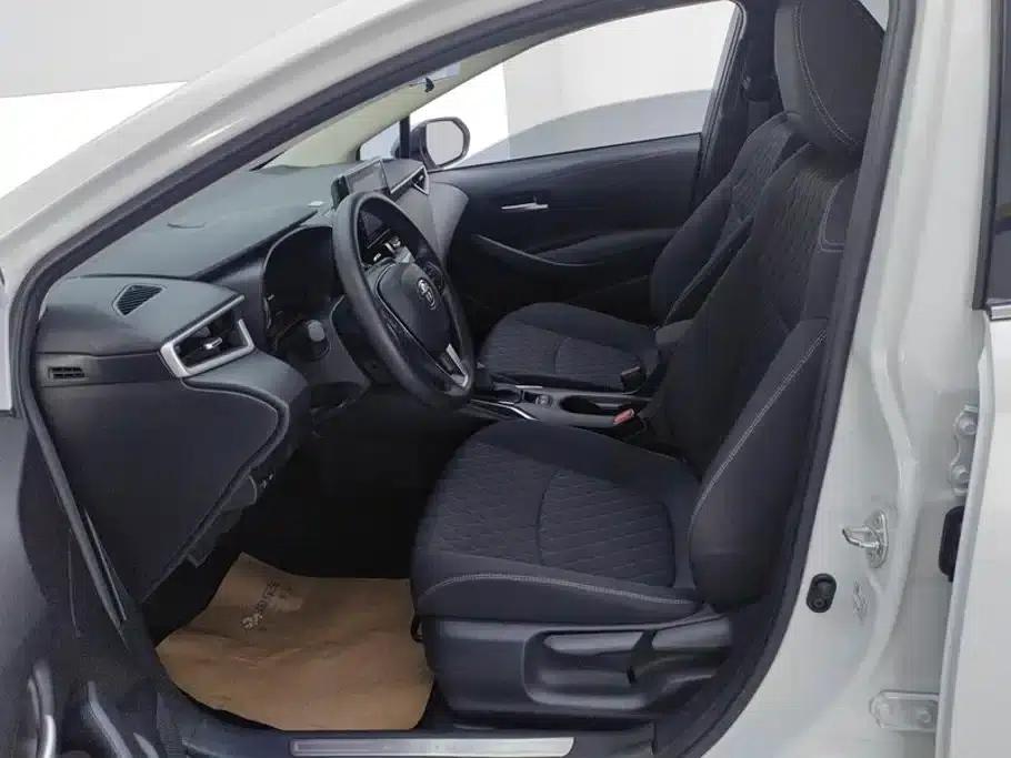 2021 Avalon 2.0L Entry-level Edition — миниатюра 9