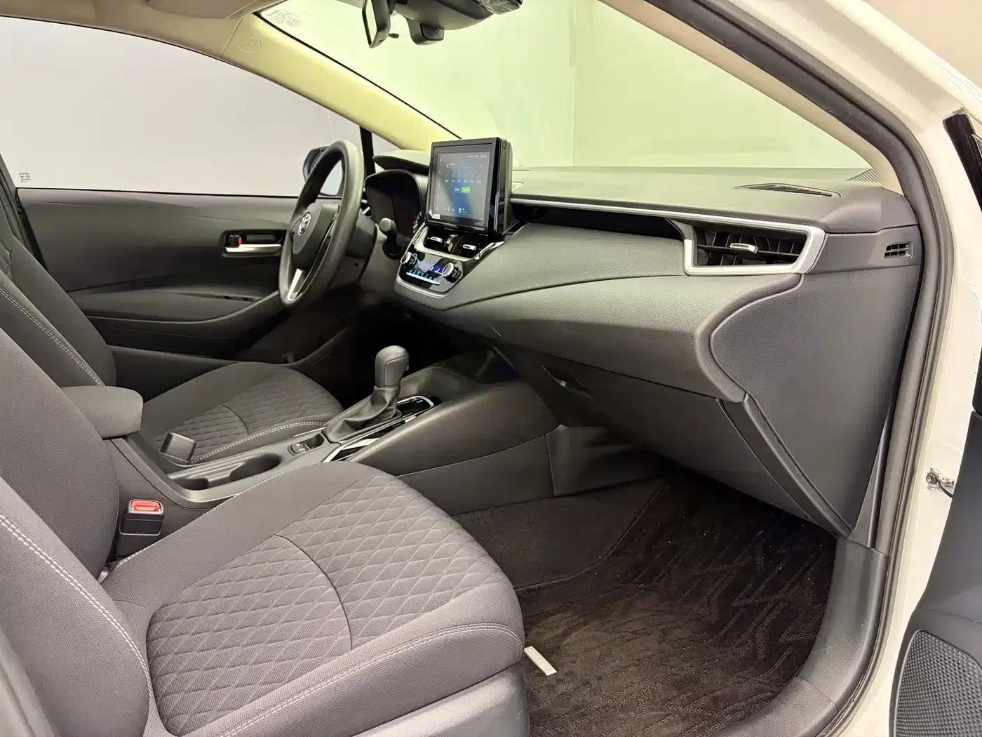 2021 Avalon 2.0L Luxury Edition — миниатюра 11