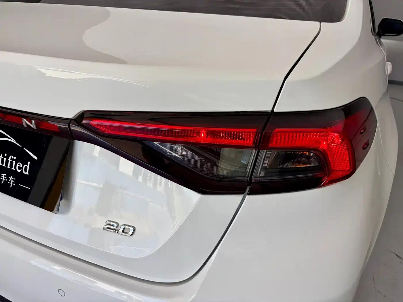 2021 Avalon 2.0L Luxury Edition — миниатюра 13