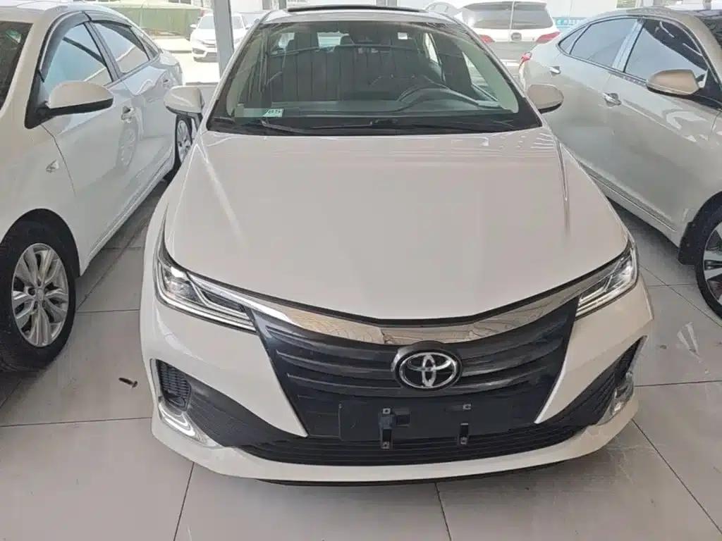 2022 Toyota Avalon 2.0L Elite Edition — миниатюра 3