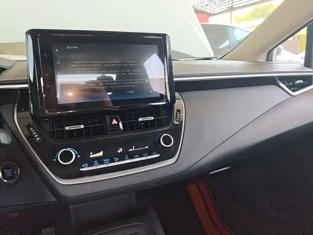 2022 Toyota Avalon 2.0L Elite Edition — миниатюра 10