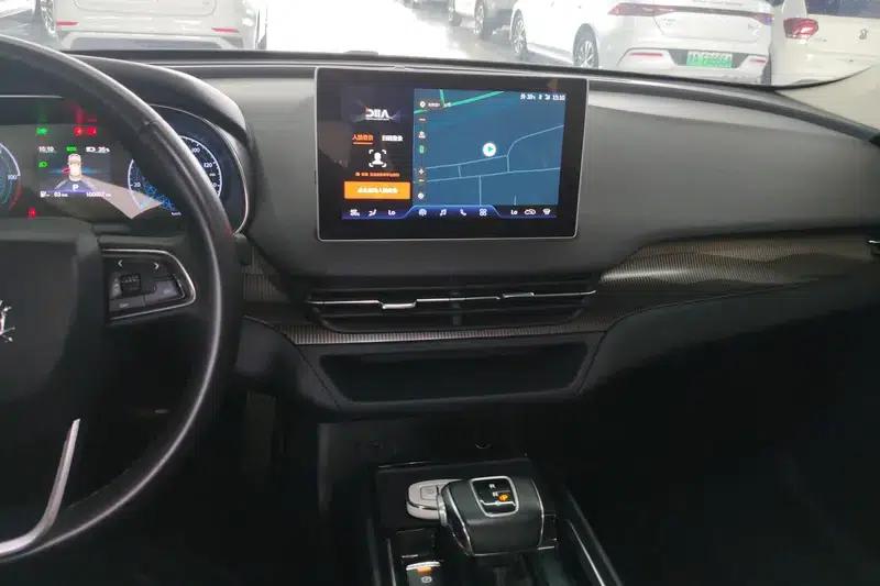 Hongqi E-QM5 2021 Model, Didi-enabled (4-seater) with online charging service. — миниатюра 11