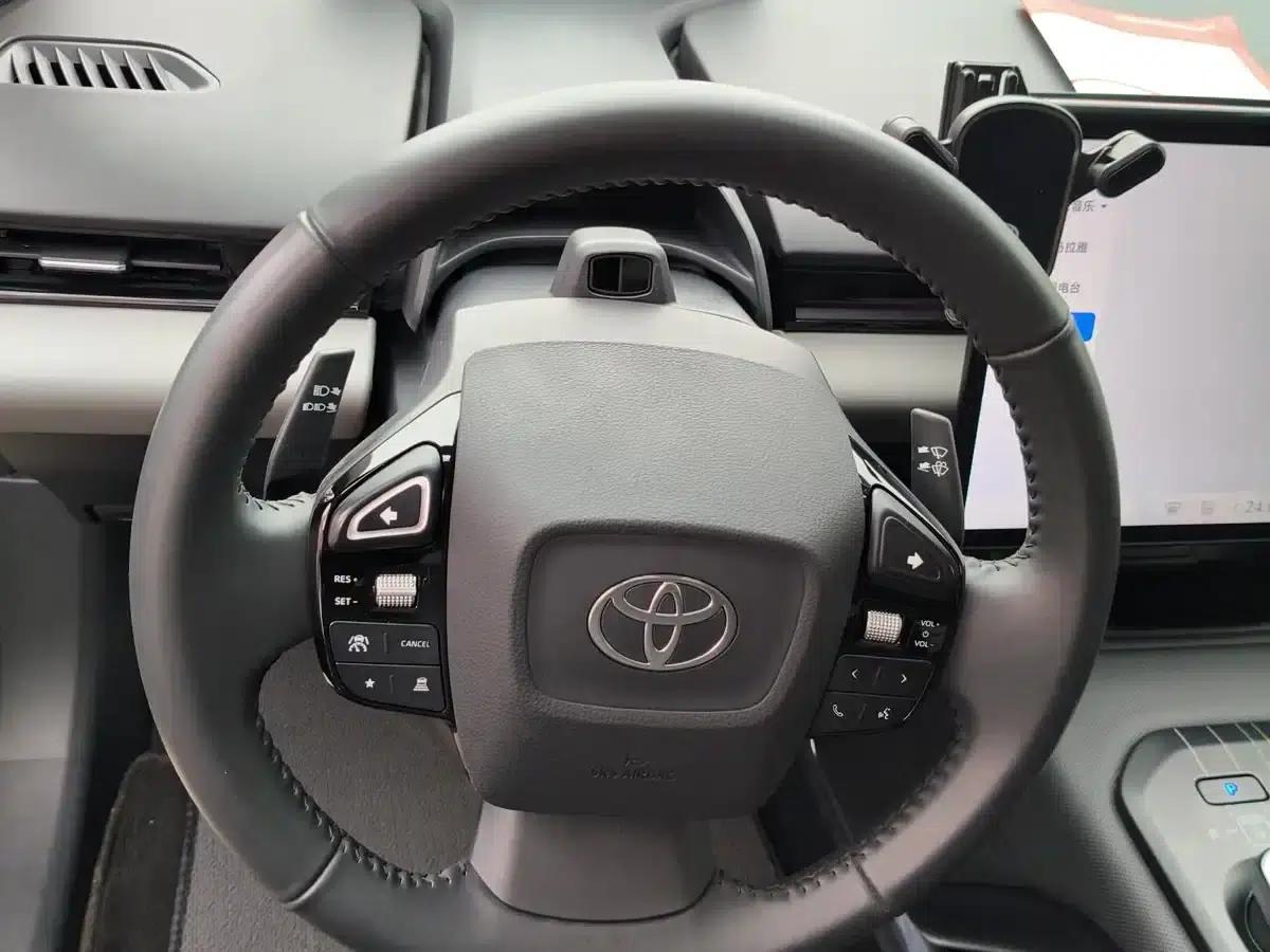 Toyota BZ5 2025 550 PRO — миниатюра 7