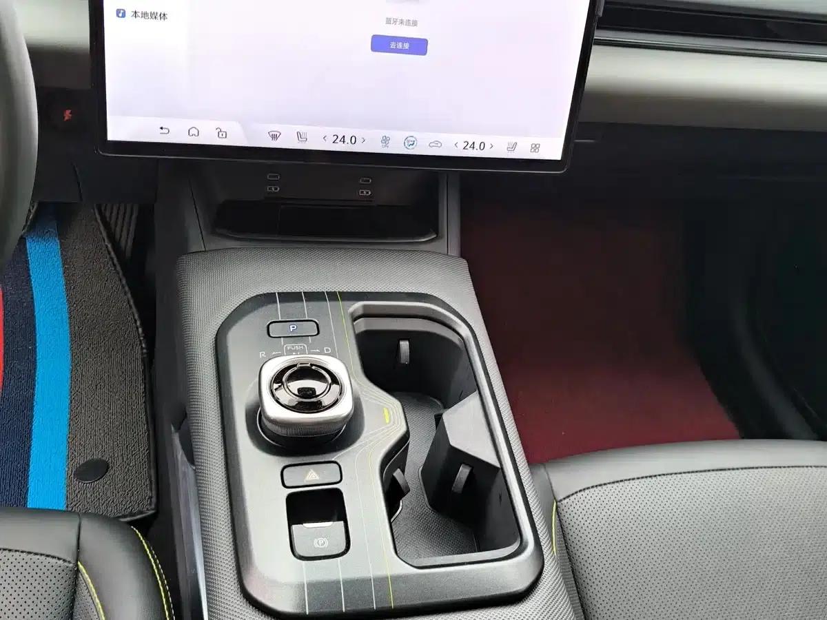 Toyota BZ5 2025 550 PRO — миниатюра 10