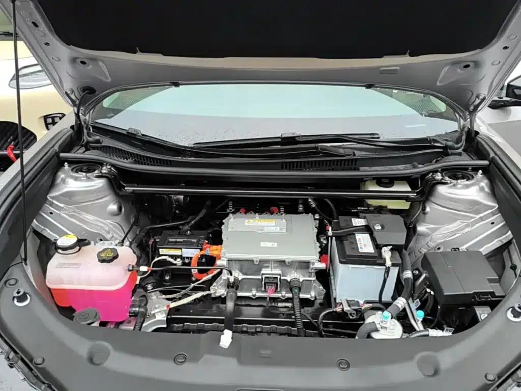 Toyota BZ5 2025 550 JOY — миниатюра 20