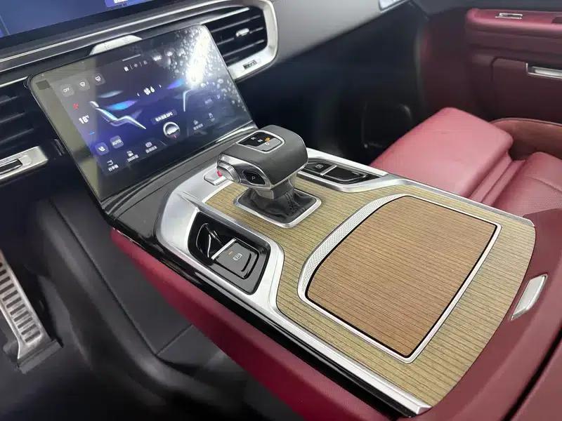 Hongqi E-HS9 2022 Model 690km Flagship Edition (Six Seats) — миниатюра 13