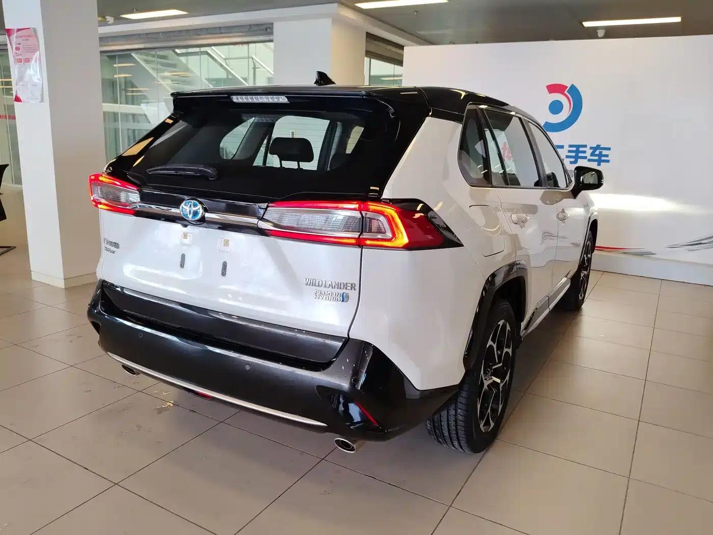 Highlander New Energy 2021 High-Performance Edition 2.5L Two-Wheel Drive Sport Edition — миниатюра 30