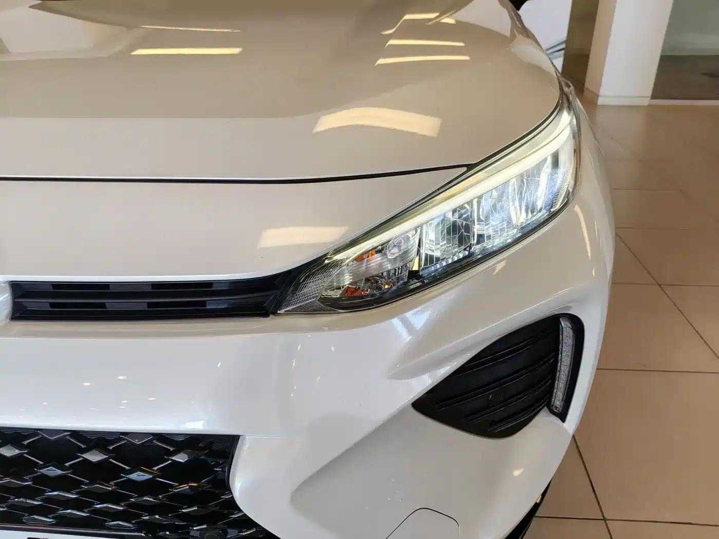 Highlander New Energy 2021 High-Performance Edition 2.5L Two-Wheel Drive Sport Edition — миниатюра 6