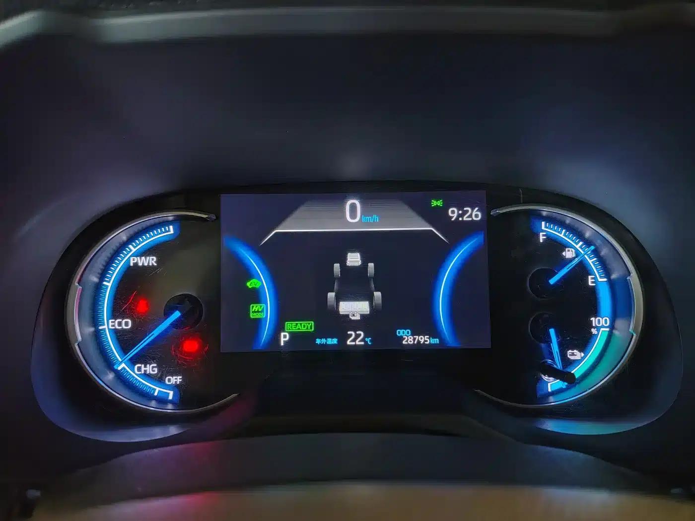 Highlander New Energy 2021 High-Performance Edition 2.5L Two-Wheel Drive Sport Edition — миниатюра 7
