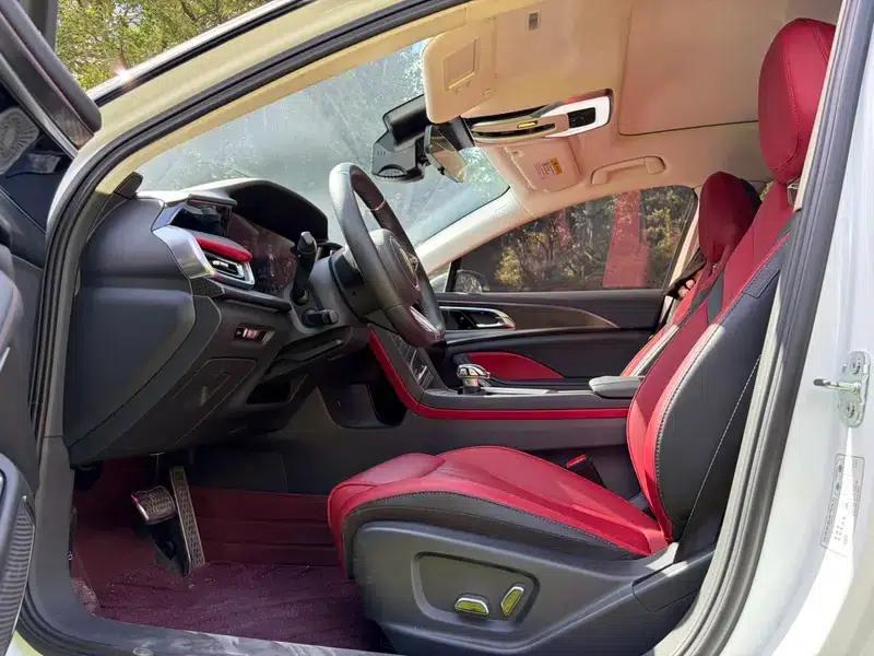 Hongqi H6 2024 2.0T Premium Edition — миниатюра 9