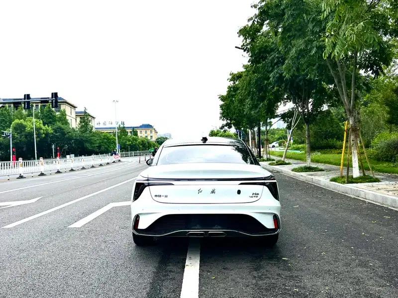Hongqi H6 2024 2.0T Premium Edition — миниатюра 4