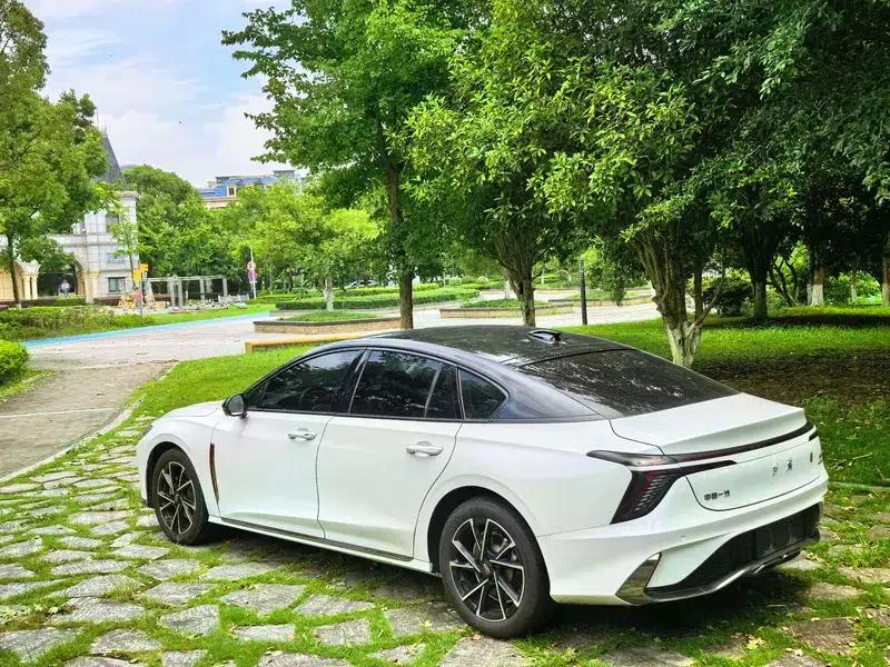 Hongqi H6 2024 2.0T Premium Edition — миниатюра 8