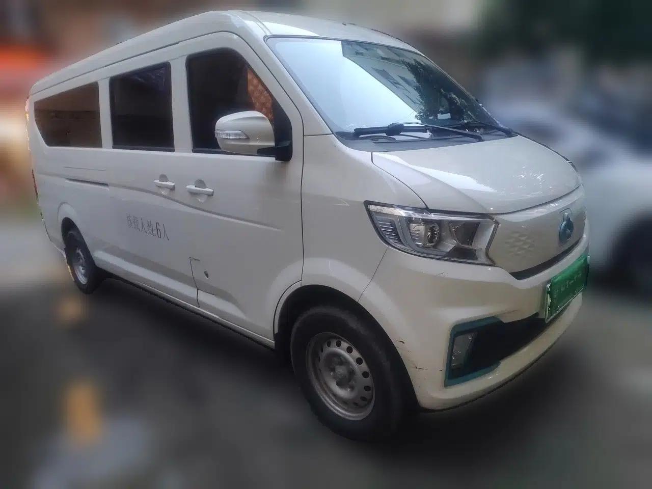 CHANGAN KUAYUE Xing V7 EV 2025 Model, 285 km, Smart Enjoyment Version, 6-seater, Ningde 2C, 41.86 kWh — миниатюра 3
