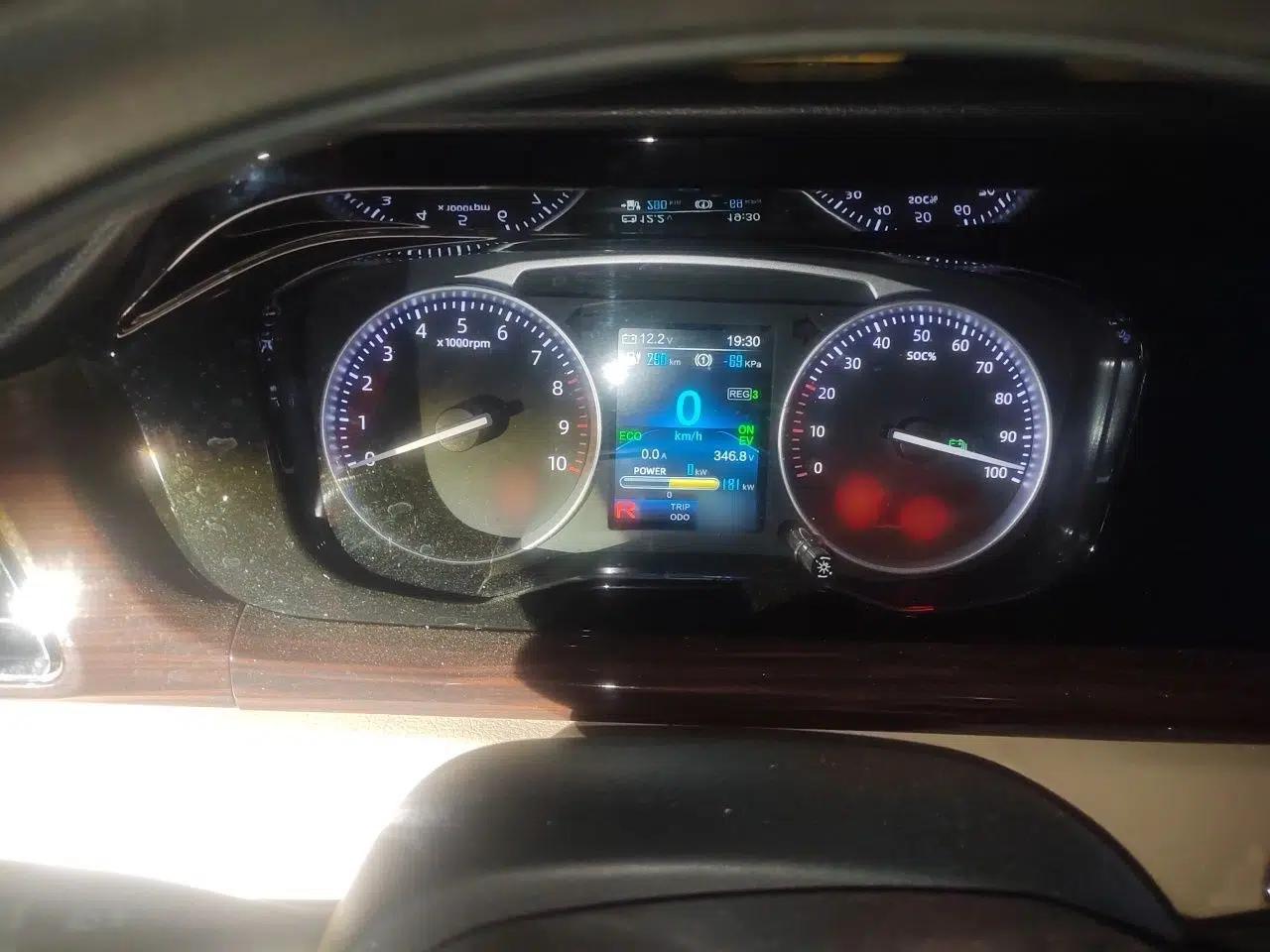CHANGAN KUAYUE Xing V7 EV 2025 Model, 285 km, Smart Enjoyment Version, 6-seater, Ningde 2C, 41.86 kWh — миниатюра 10