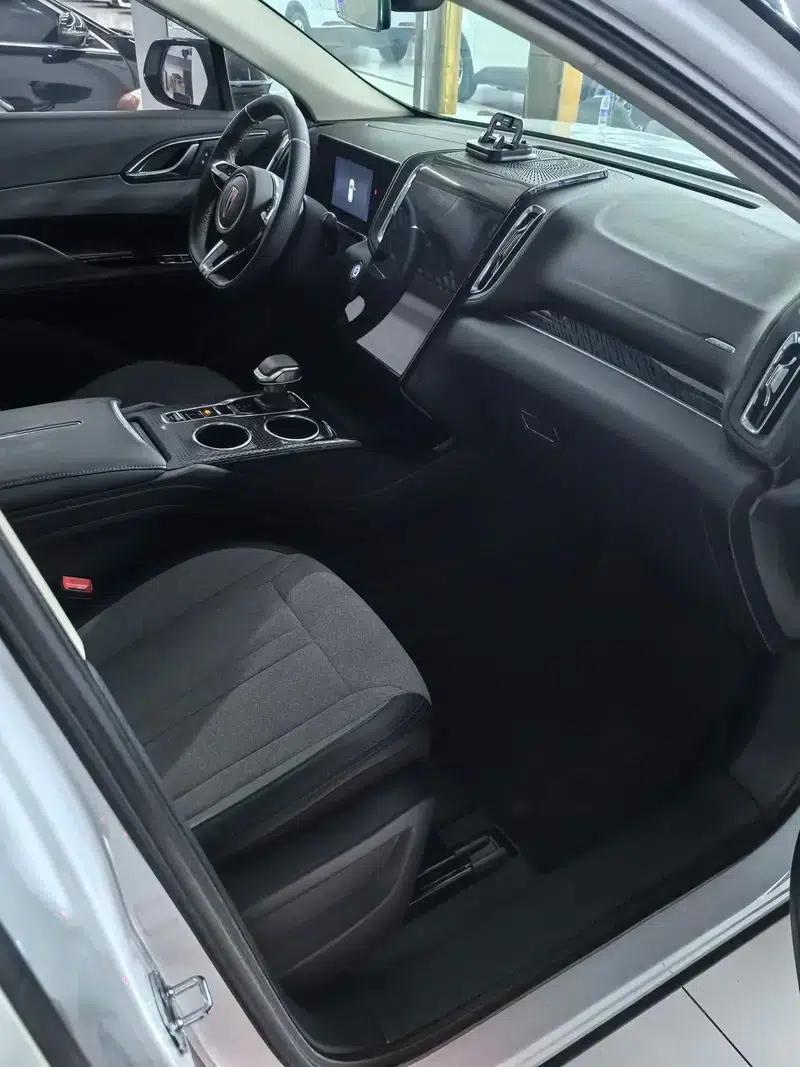 Hongqi HS3 2024 1.5T Zhiwei Edition — миниатюра 4