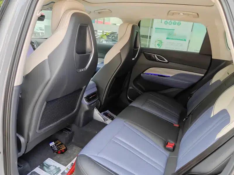 Hongqi HS3 2023 2.0T AWD Pro Edition — миниатюра 11