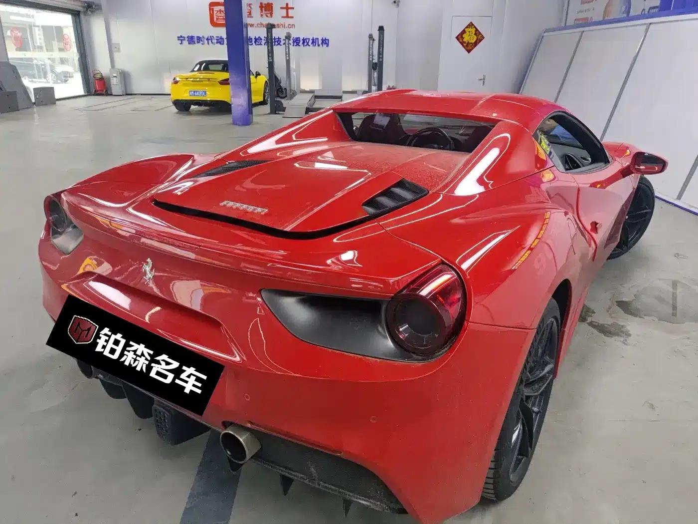 2015 Ferrari 488 Spider — миниатюра 4