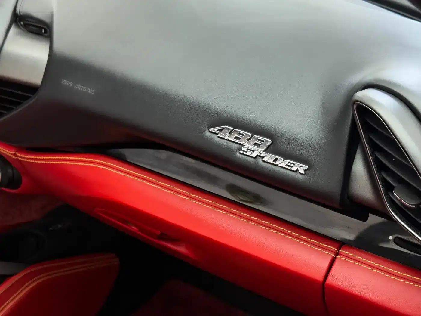 2015 Ferrari 488 Spider — миниатюра 7