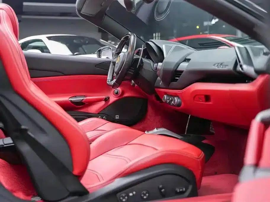 2015 Ferrari 488 Spider — миниатюра 4