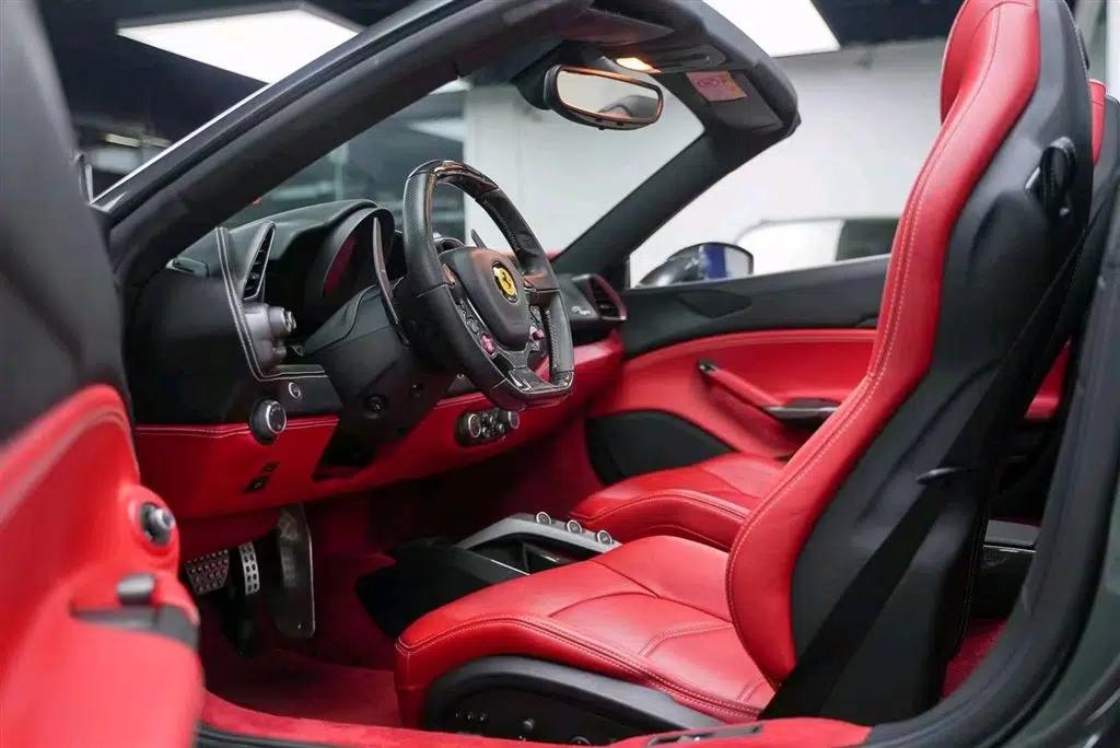 2015 Ferrari 488 Spider — миниатюра 8