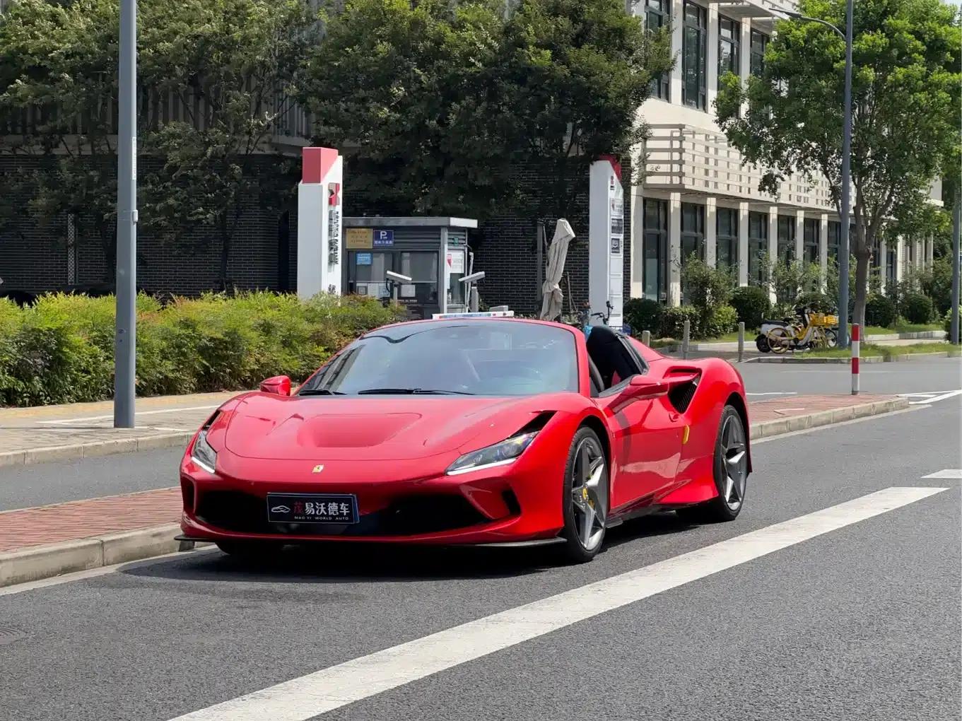 Ferrari F8 Spider 2020 3.9T V8 — миниатюра 1