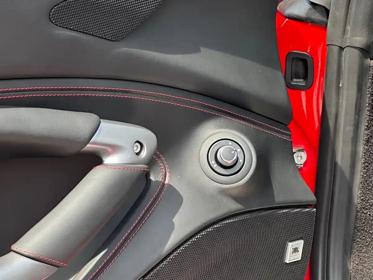 Ferrari F8 Spider 2020 3.9T V8 — миниатюра 22