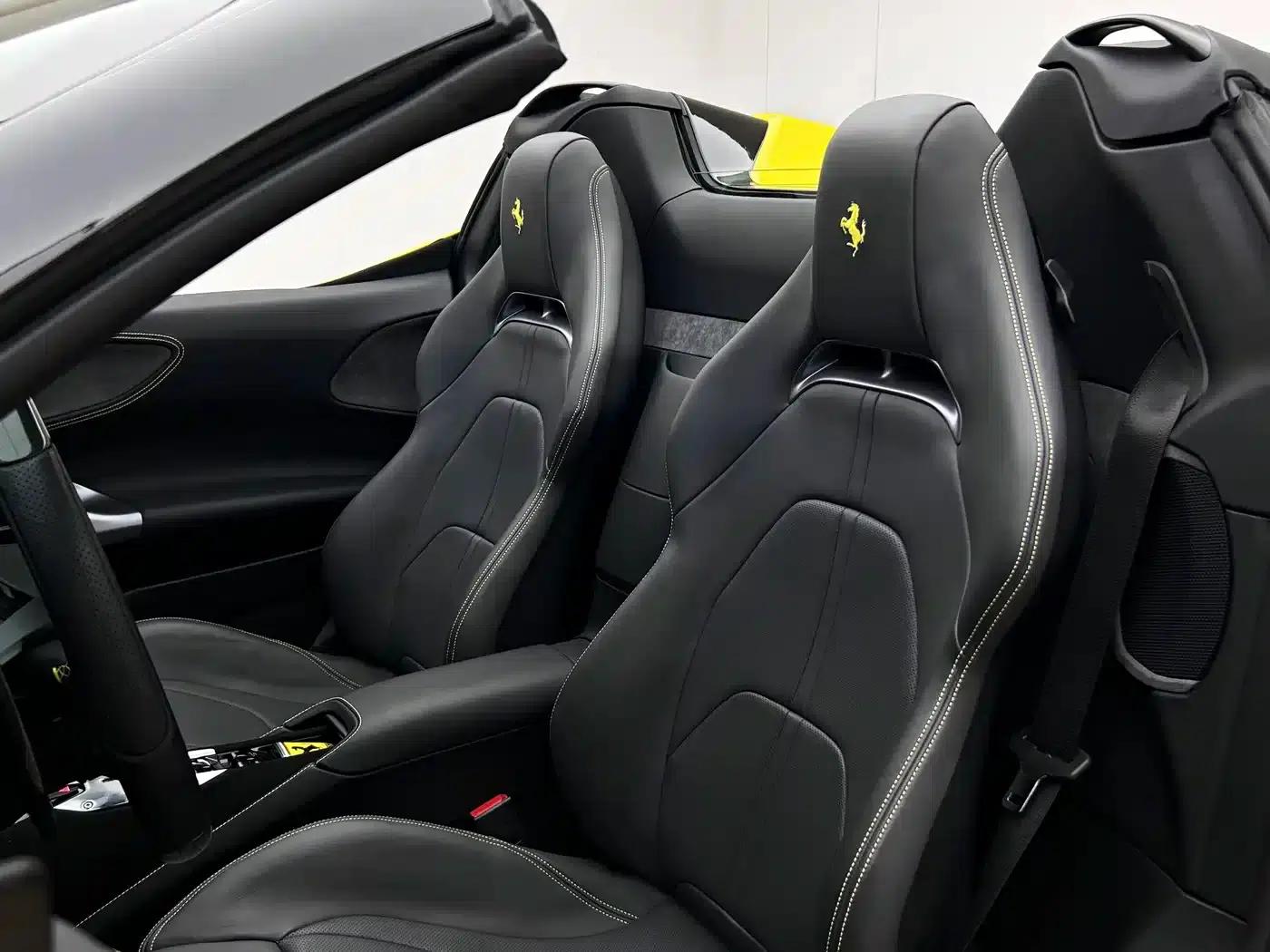 SF90 2021 3.9T V8 Spider — миниатюра 18