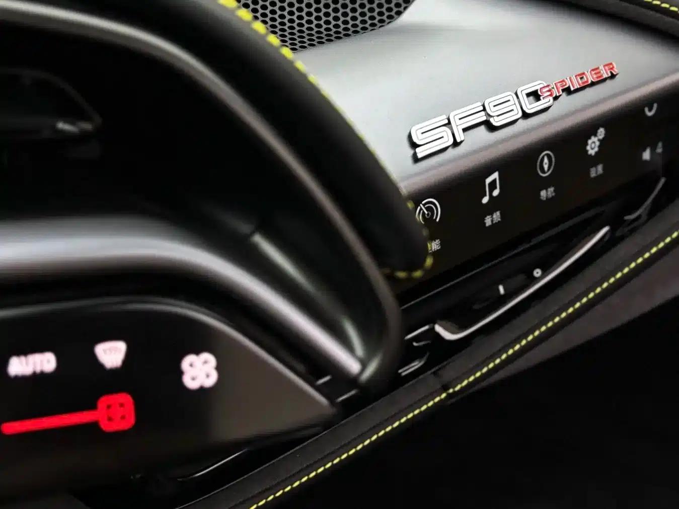 SF90 2021 3.9T V8 Spider — миниатюра 21