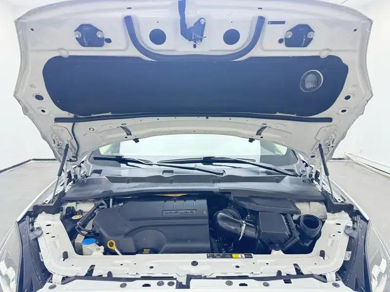 Jaguar E-PACE 2018 P200 — миниатюра 10