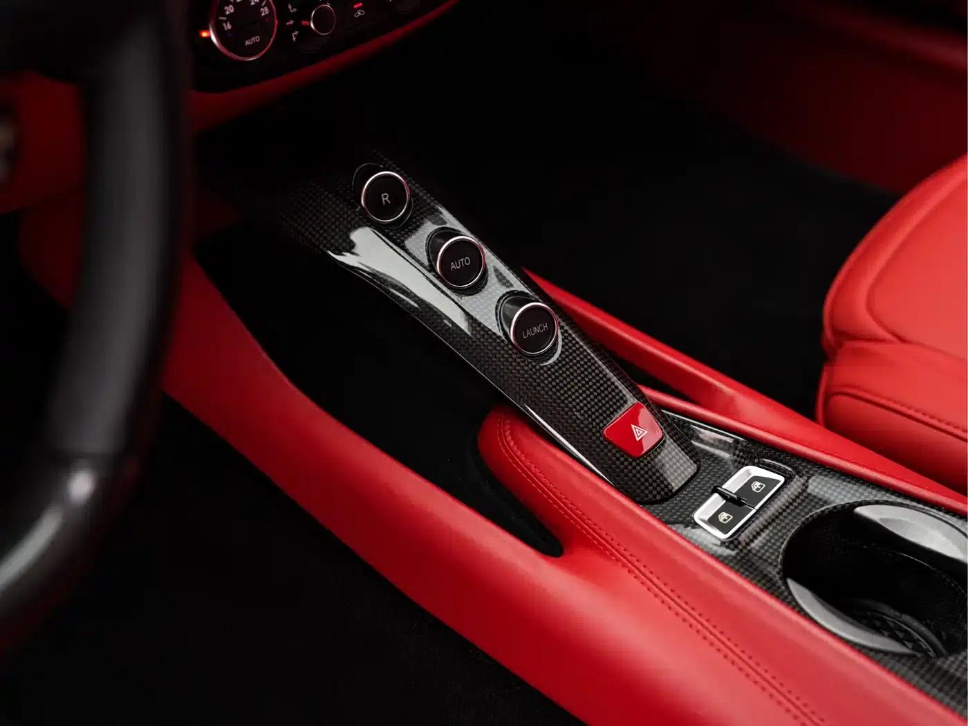 2013 F12berlinetta 6.3L Standard Model — миниатюра 13