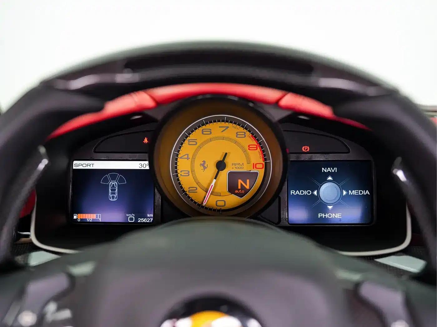 2013 F12berlinetta 6.3L Standard Model — миниатюра 20