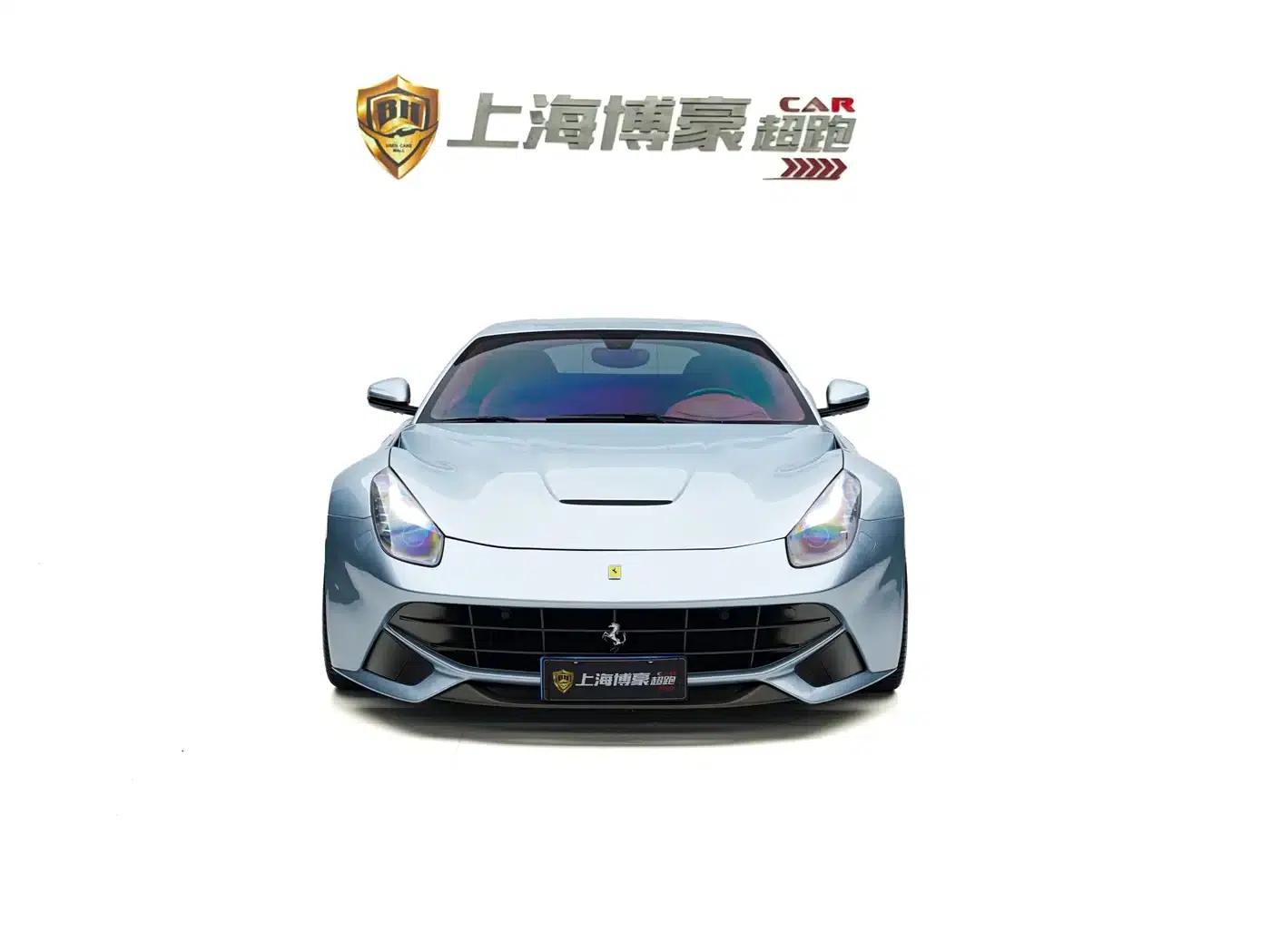 2013 F12berlinetta 6.3L Standard Model — миниатюра 3