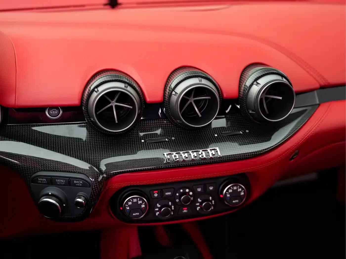 2013 F12berlinetta 6.3L Standard Model — миниатюра 23