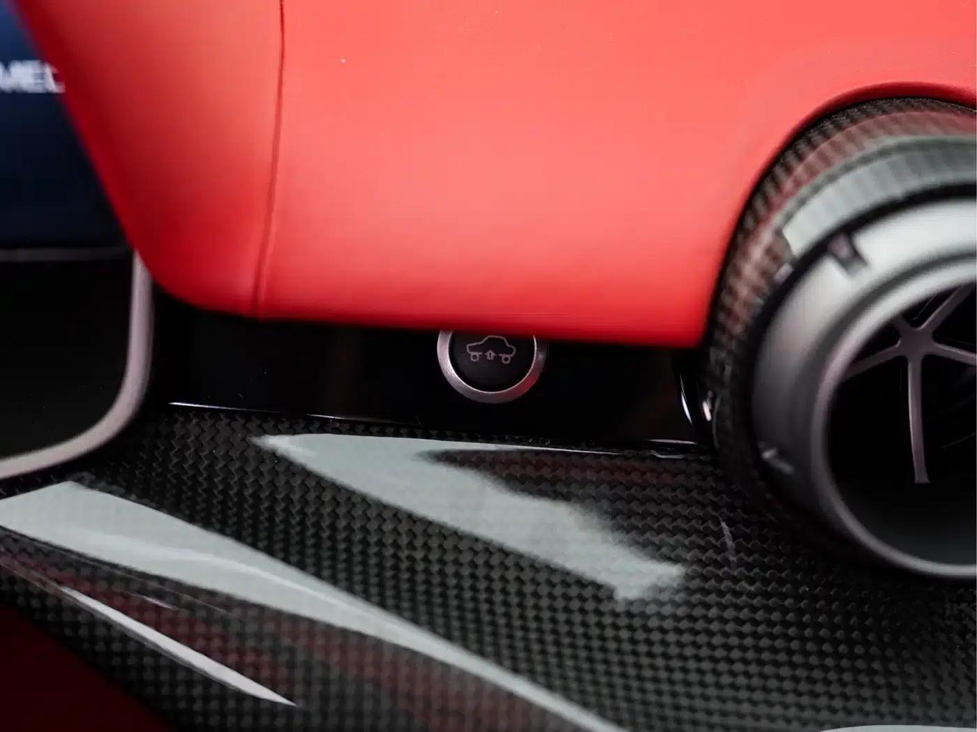 2013 F12berlinetta 6.3L Standard Model — миниатюра 24