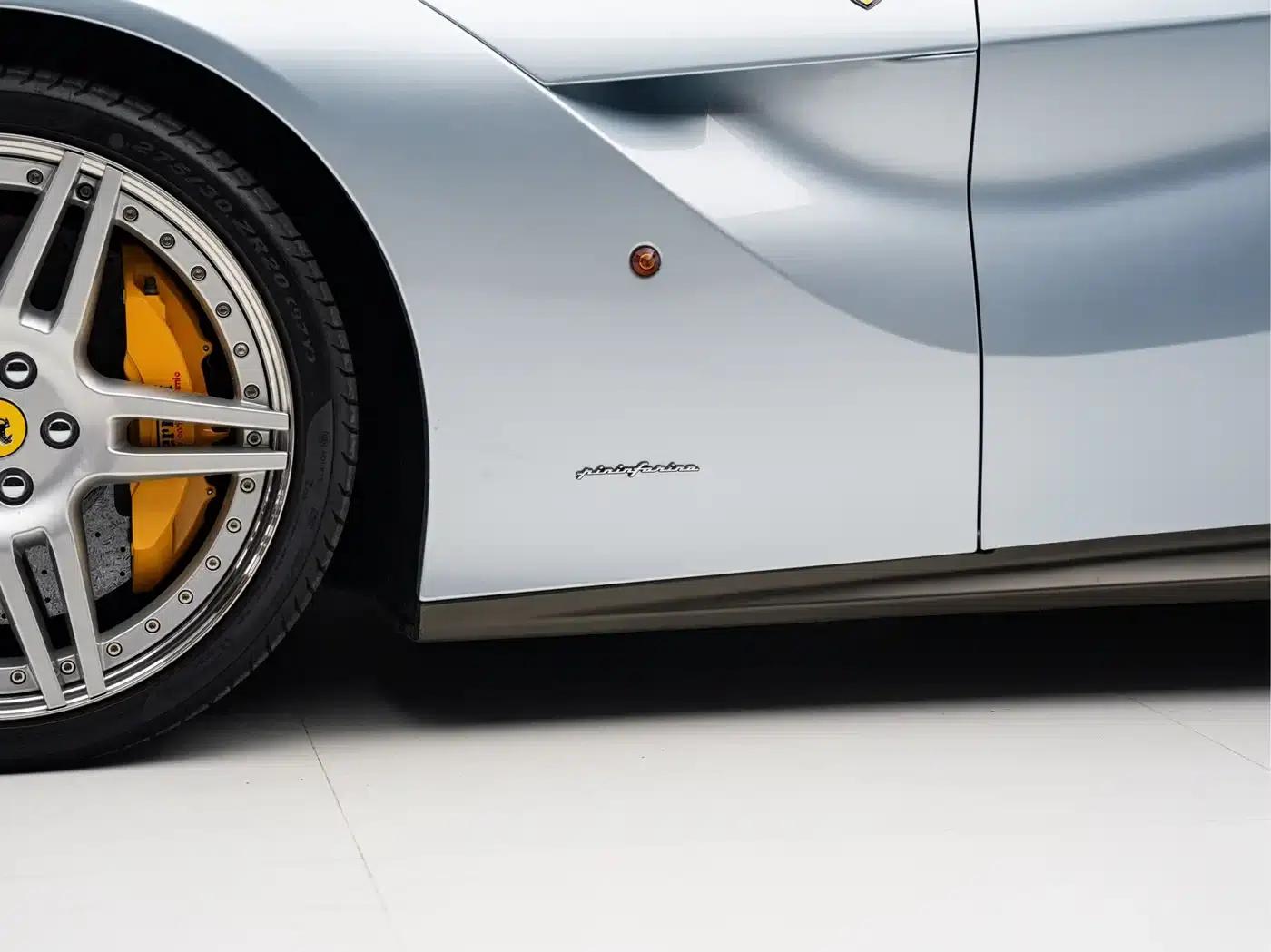 2013 F12berlinetta 6.3L Standard Model — миниатюра 10