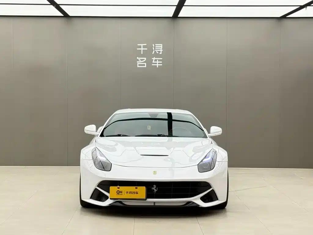 2013 F12berlinetta 6.3L Standard Model — миниатюра 2