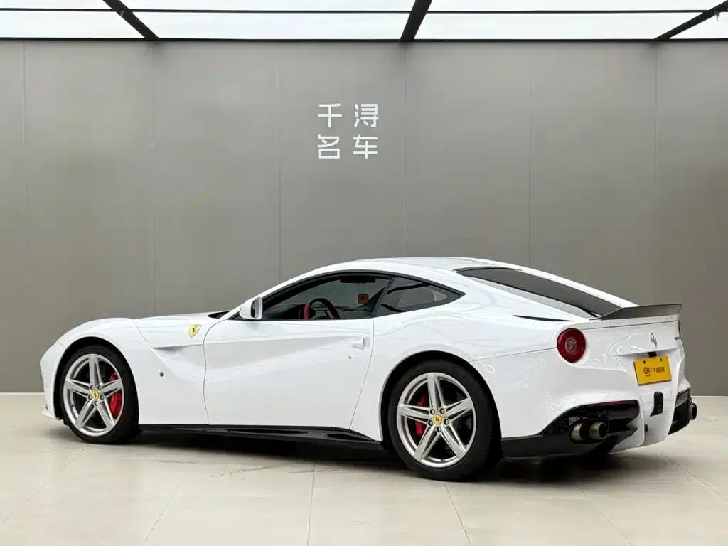 2013 F12berlinetta 6.3L Standard Model — миниатюра 12